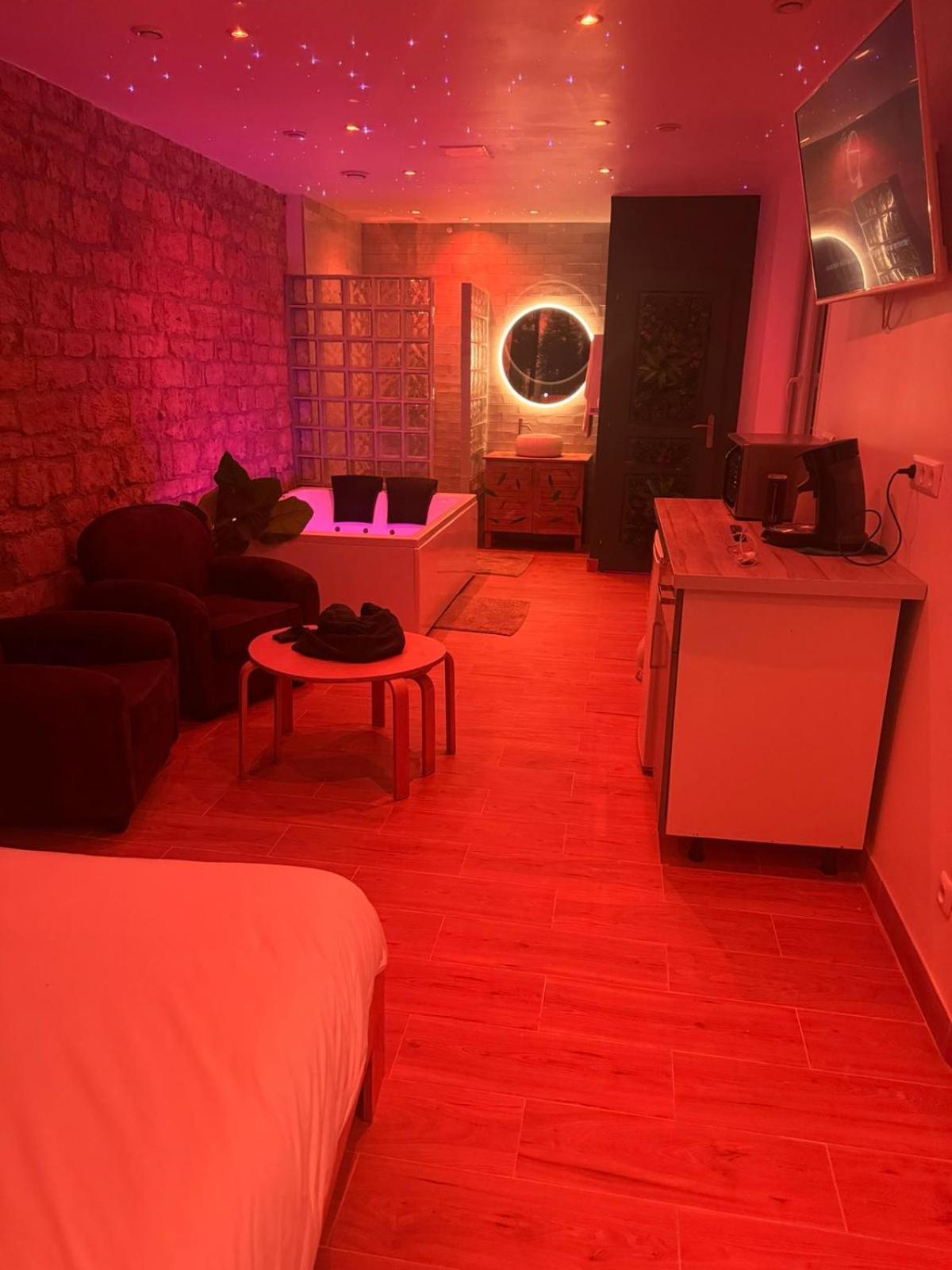 Yao Avec Jacuzzi Montataire Yaospa60 *